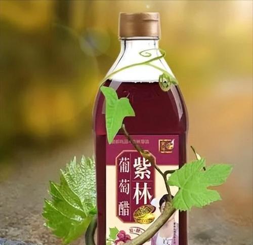 双色茉莉浇醋的正确方法（如何给双色茉莉施醋）